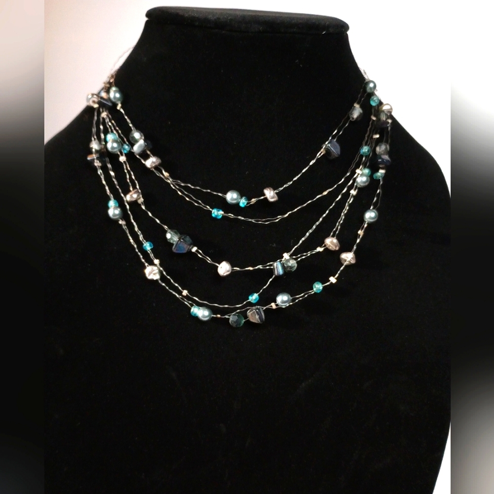 VINTAGE AVON BEADED CLUSTER NECKLACE